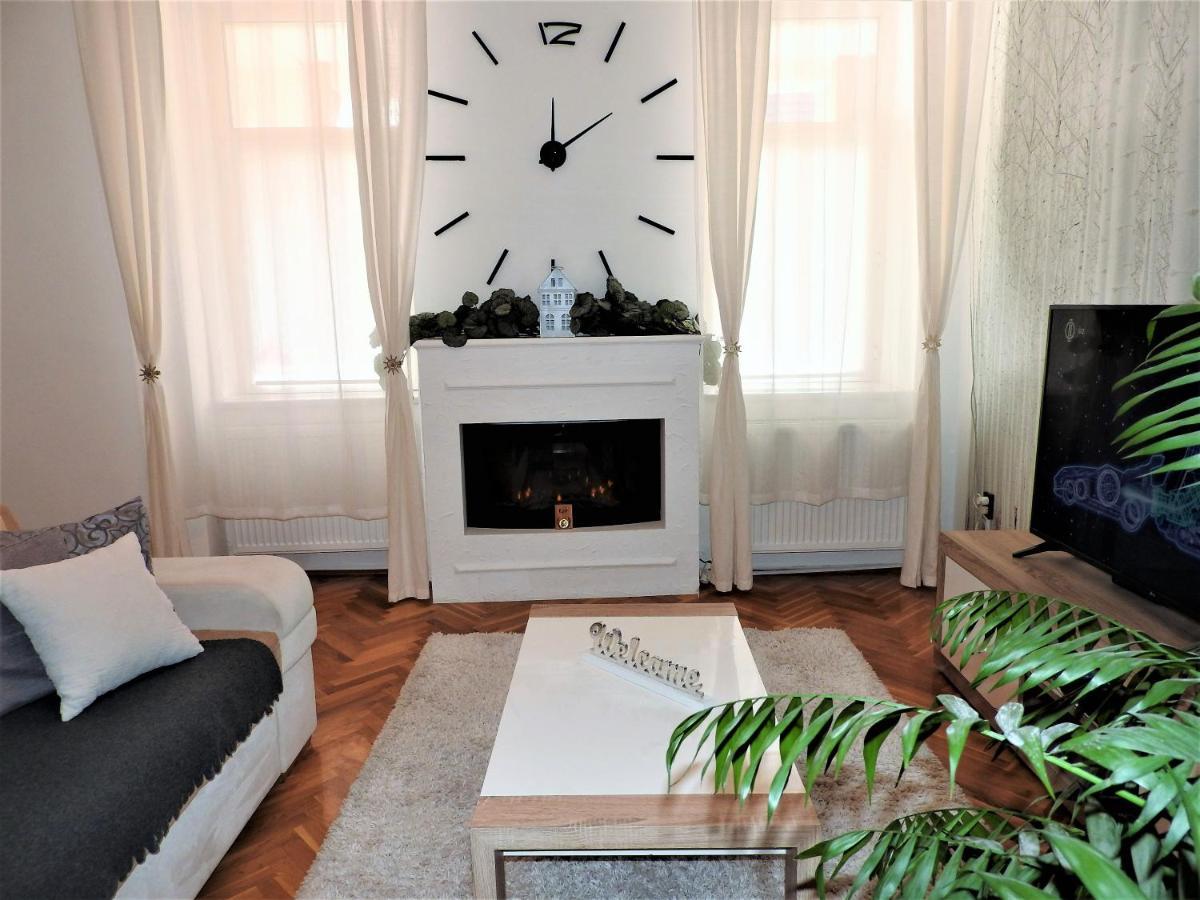 Léna Apartman - Eger Exterior foto